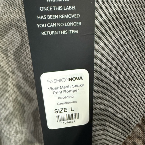 Fashion Nova | Viper Mesh Snake Print Romper | Size Large - Picture 7 of 7